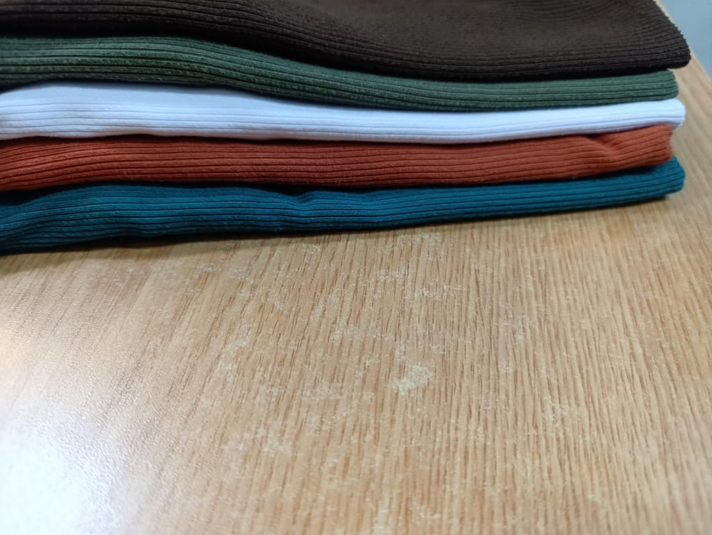 Musculosa Básica Cuello Alto - Imagen 3
