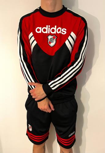 Buzo Retro River .