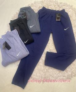 Pantalón Recto Nike Bordados