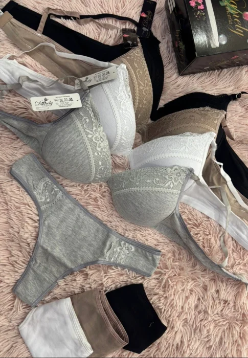 Conjunto Triángulo Danely