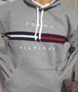Buzo Tommy de Hombre Frizado