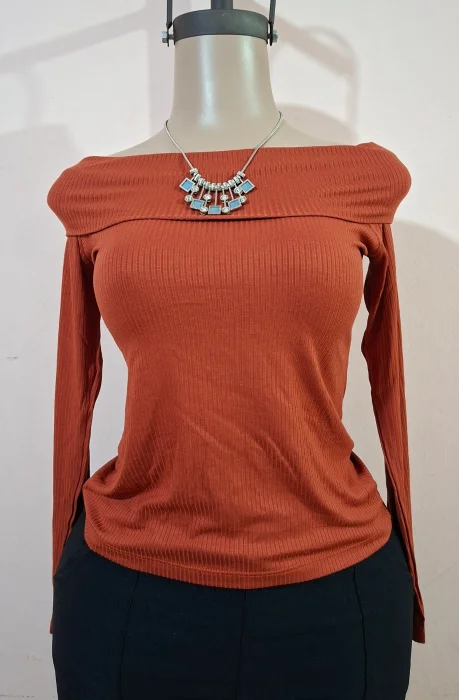 Camiseta Morley Viscosa Cuello Bote