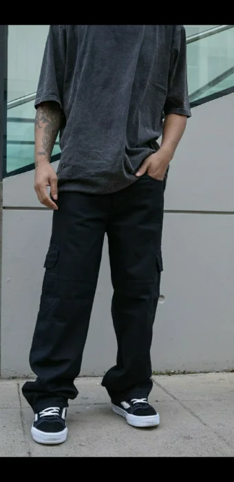 Nuevo Ingreso Baggui Cargo Color Negro