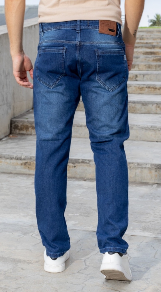 Jeans Recto Clasico Moderno Estilo Wrangler - Imagen 3