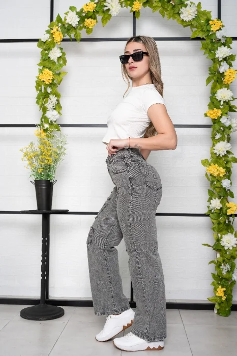 Abril. Wide Leg Jeans Rigido