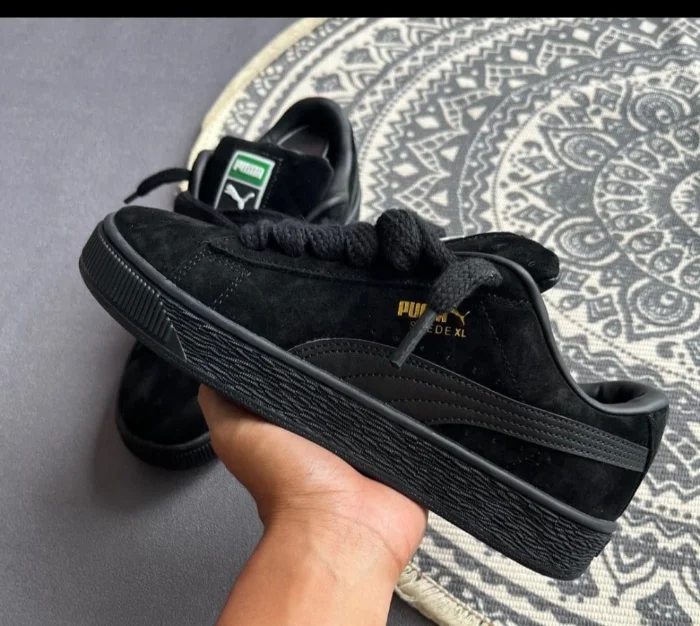 Pums Suede
