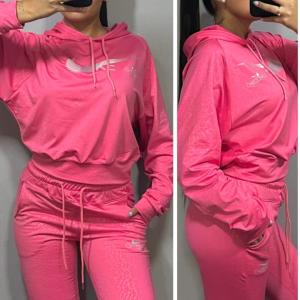 Conjunto Nike Buzo + Jogger Babucha Gofrado Frisa (fucsia) - Miniatura 3