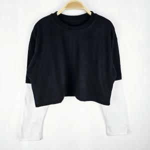 Nena - Camiseta Crop Ovsize Combinada