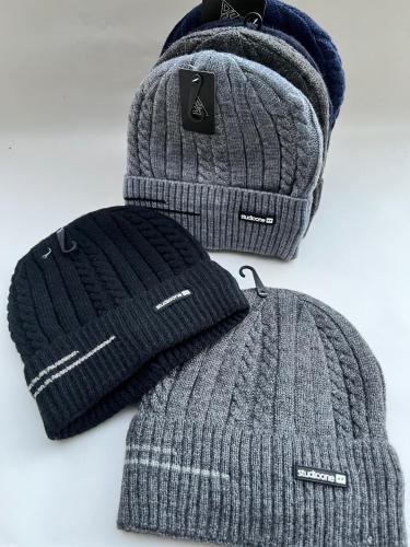 Gorros de Hombre con Piel #4 - Miniatura 2