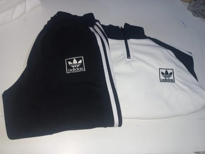 Conjunto Adi