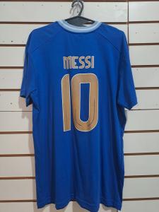 La Camiseta de Messi  -  Algodón, Escudos Bordados y los Números Serigrafiados - Miniatura 2