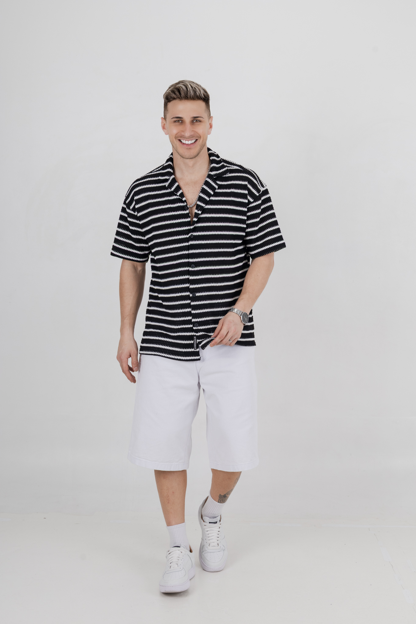 Camisa de Crochet Calado Tejido Oversize Cuello Cubano Hombre - 4388CFD6-1F6B-42EE-8F7E-4C3C9B146D55.jpeg