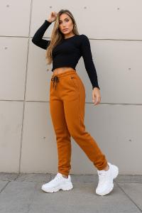 Joggers con Piel X Dentro