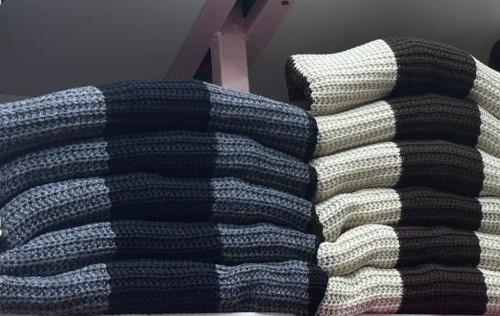 Sweaters Vane - Miniatura 2