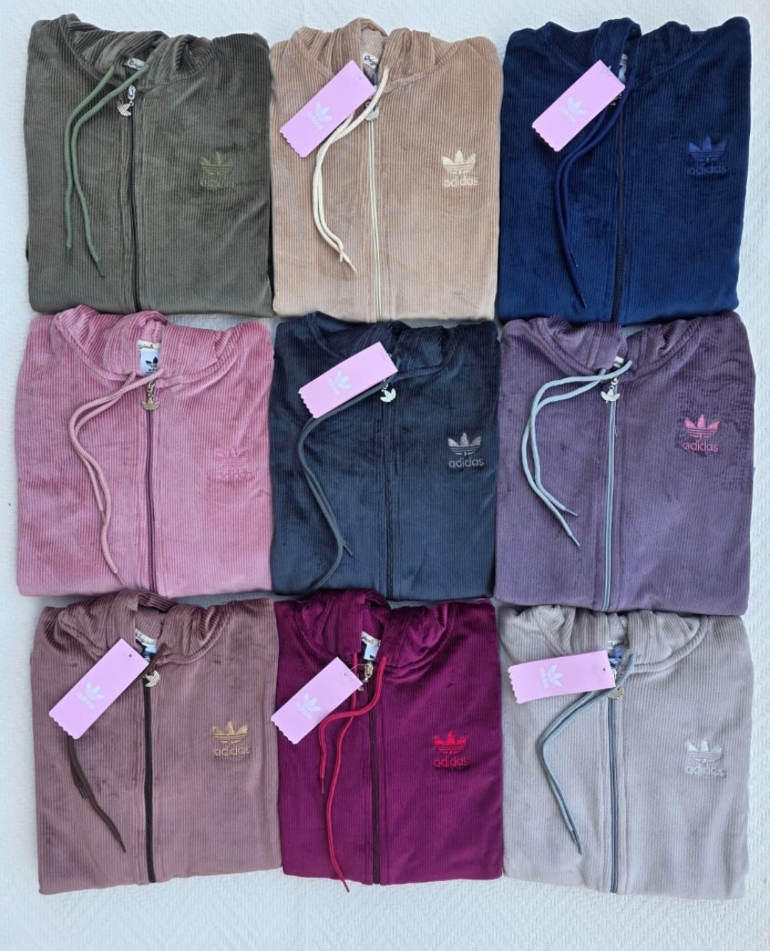 Campera de Dama Adid.as de Darlon Plush - Imagen 2