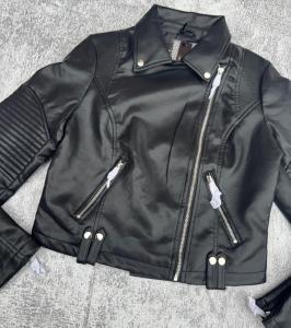 Campera de Cuero Yd