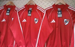 Campera Adida Deportiva