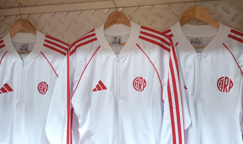Campera Adida Deportiva - Imagen 3