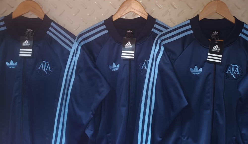 Campera Adida Deportiva - Imagen 4
