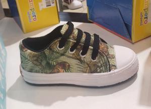 Zapatillas con Cordones o Abrojos
