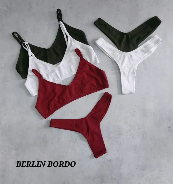 Conjuntos Berlín Bordó