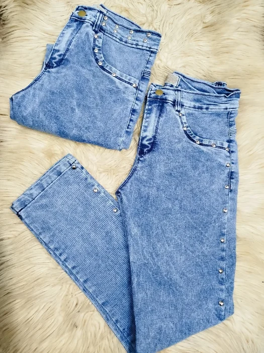 Jeans Niña con Tachas