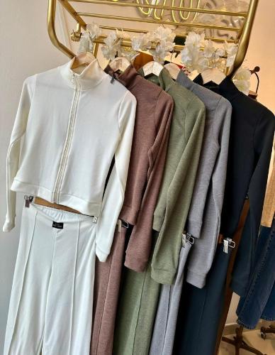 Conjunto Vintage de Darlon Reeb - Miniatura 2