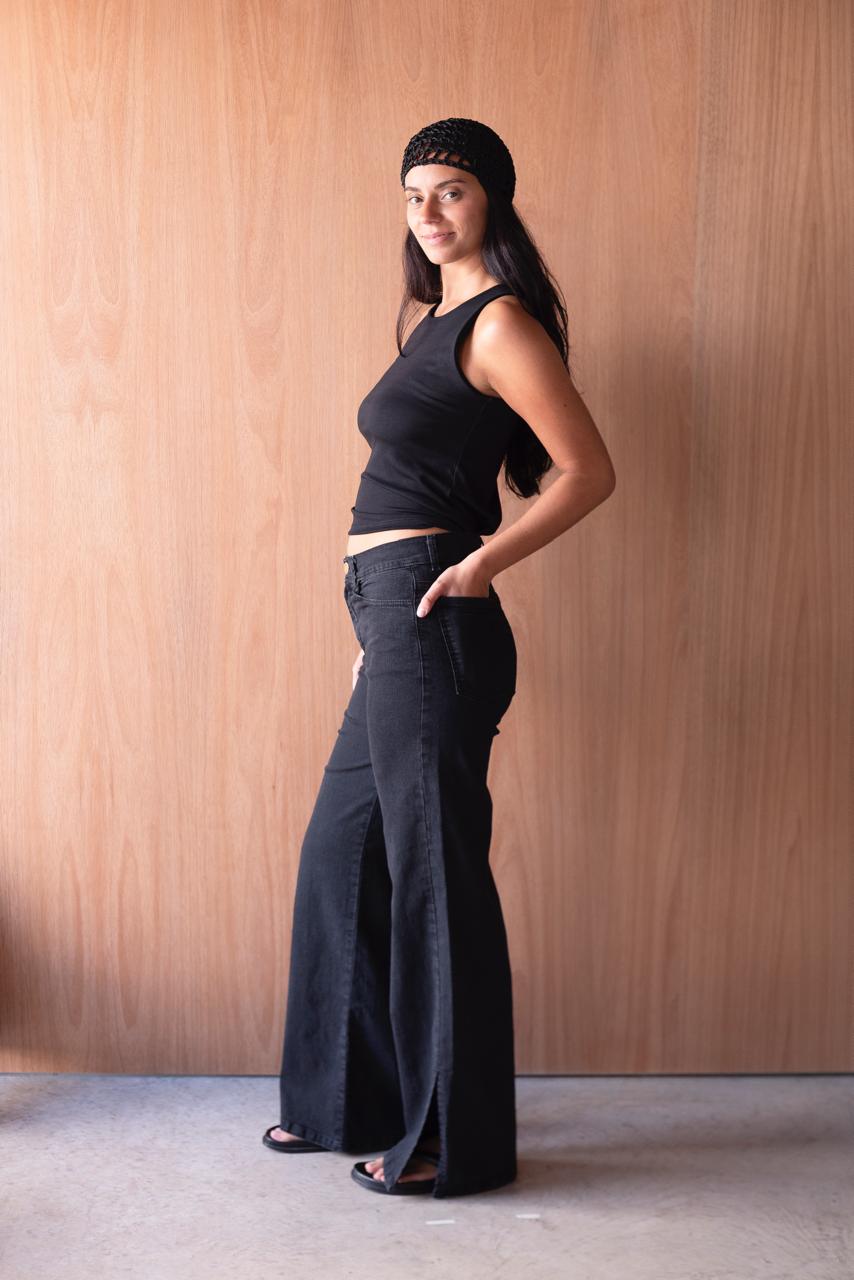 Jean Guillermina - WhatsApp%20Image%202026-09-30%20at%2015.43.17%20(1).jpeg