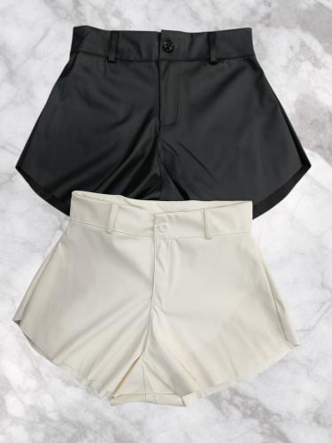 Shorts Acampanado