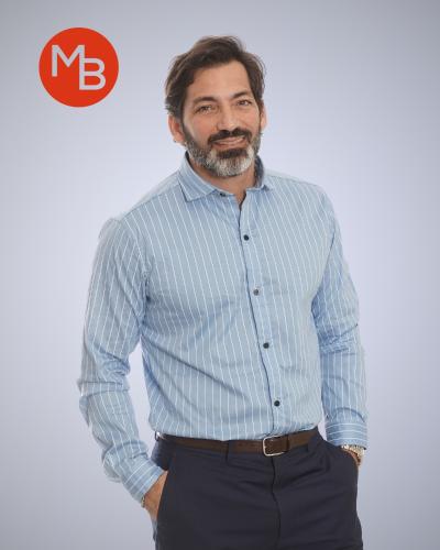Camisa Elastizada Raya Fina Entallada Hombre