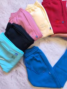 Jogger Adidas Frisado