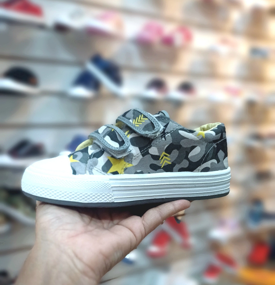 Oferta Excelente Zapatillas Kids - Imagen 2