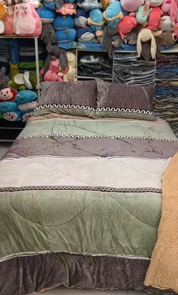 Acolchados de 3 Piezas con Corderito y Piel de 2 1/2 Plazas Media - Imagen 7