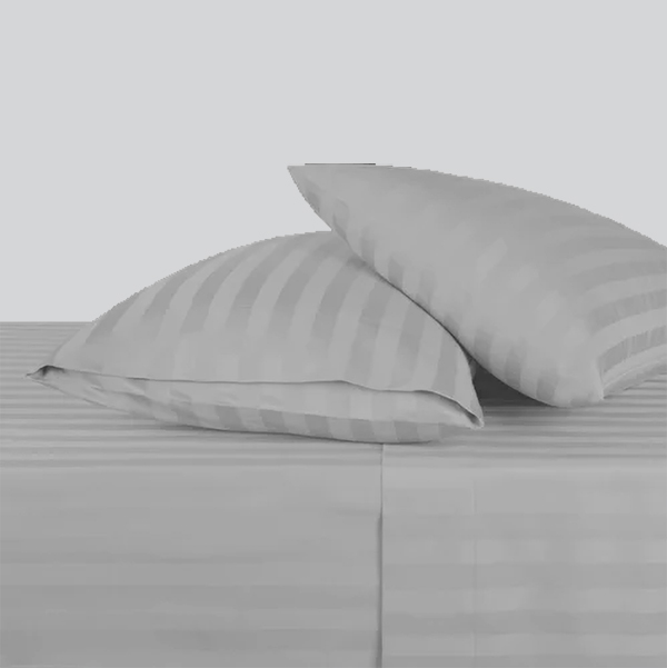 Sabana 600 Hilos Dobby Hotelera Super Soft King Size Bulto 20 Unidades - 600%20hil%20kasarah%20gris%20claro.jpg