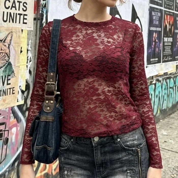 Remera Manga Larga de Encaje