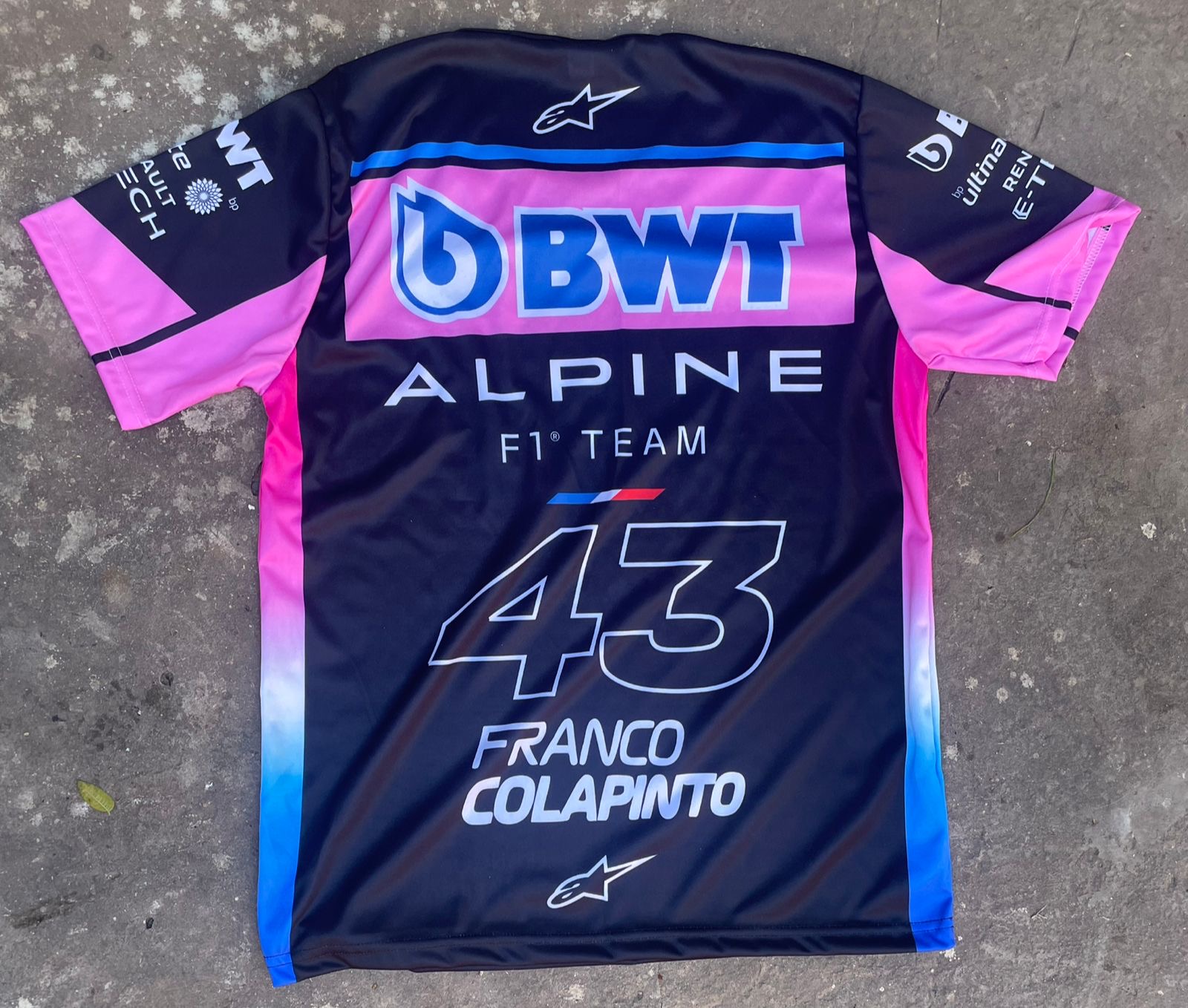Camiseta Colapinto - baf8cc7f-1778-4c5c-be11-ec9a3143728f.jpeg