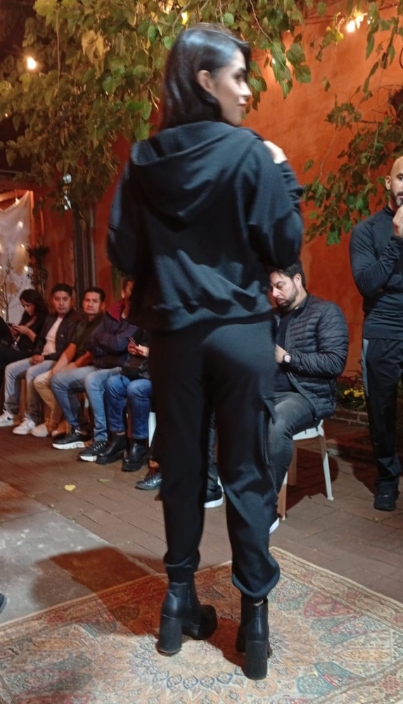 Campera Ottoman Urban Luxury - Imagen 5
