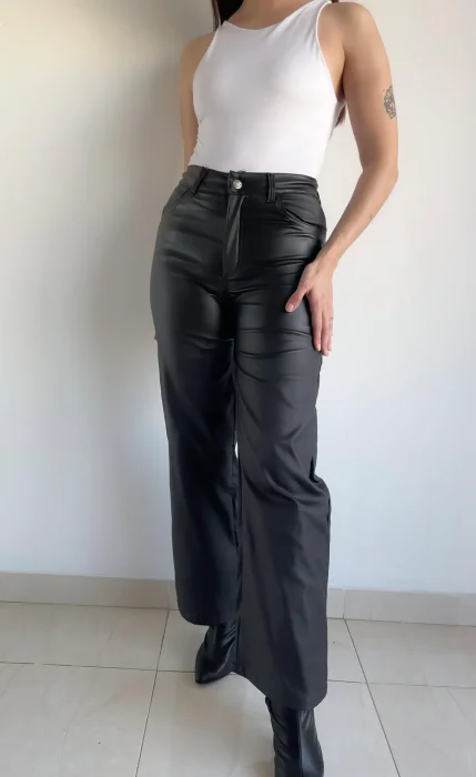 Wide Leg Engomado