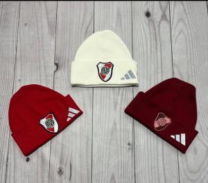 Gorros de River