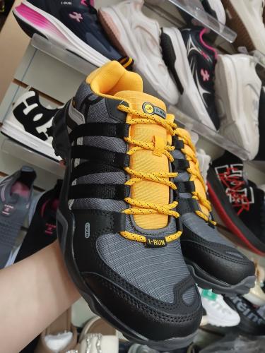 Zapatillas Irun/ Salomón