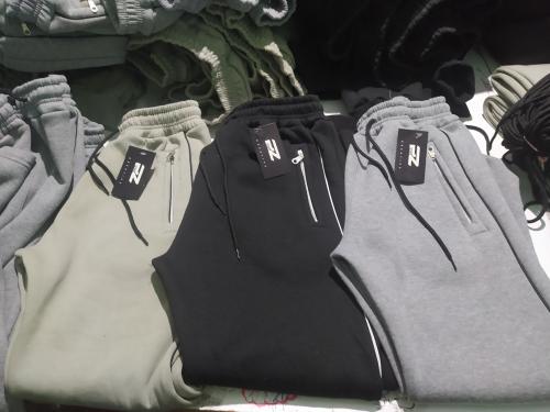 Jogger con Cierre Friza Peinado - Miniatura 2