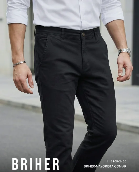 Pantalón Chino de Gabardina
