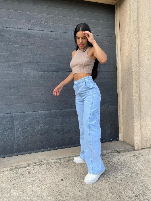 Wide Cargo Selena Celeste