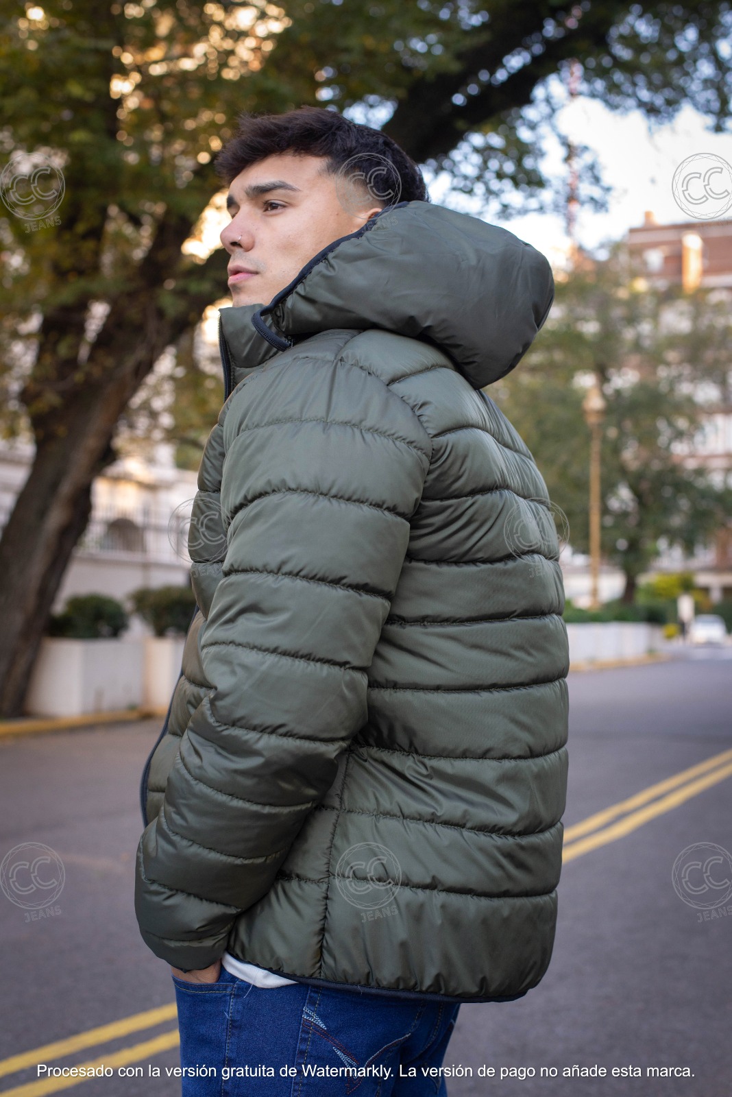 Salvador - Campera Inflable Verde - WhatsApp%20Image%202025-05-26%20at%201.59.37%20PM%20(1).jpeg
