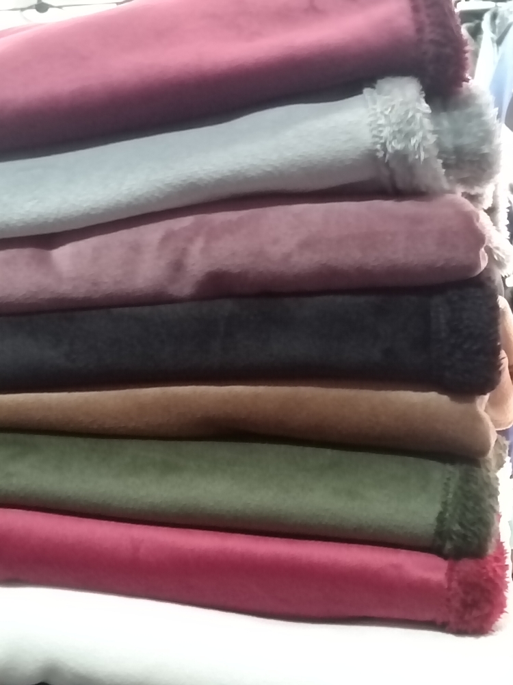 Poncho de Plush Bifas con Corderito Hermosos - Imagen 3