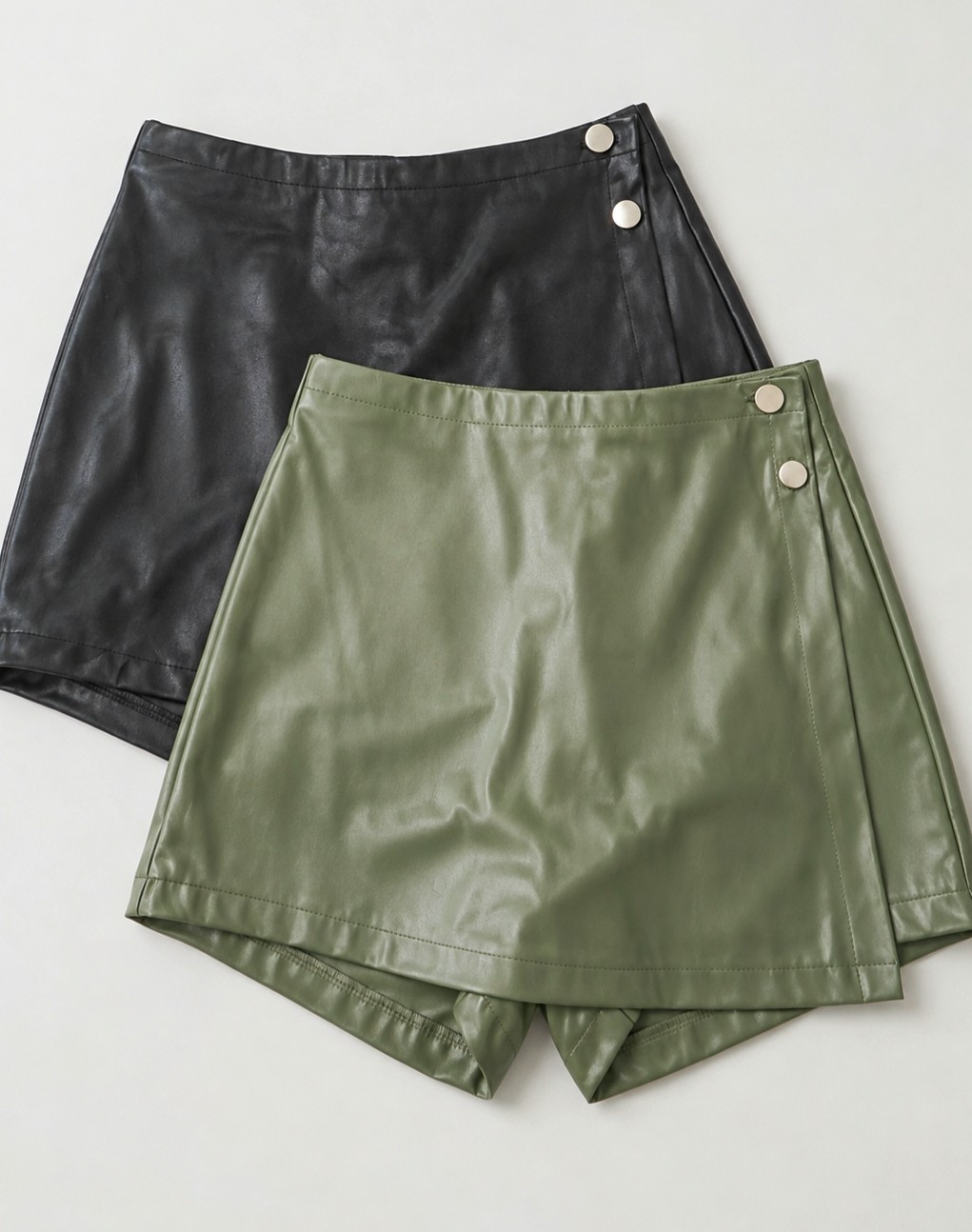 Skort C/botones Cuerina - Imagen 4