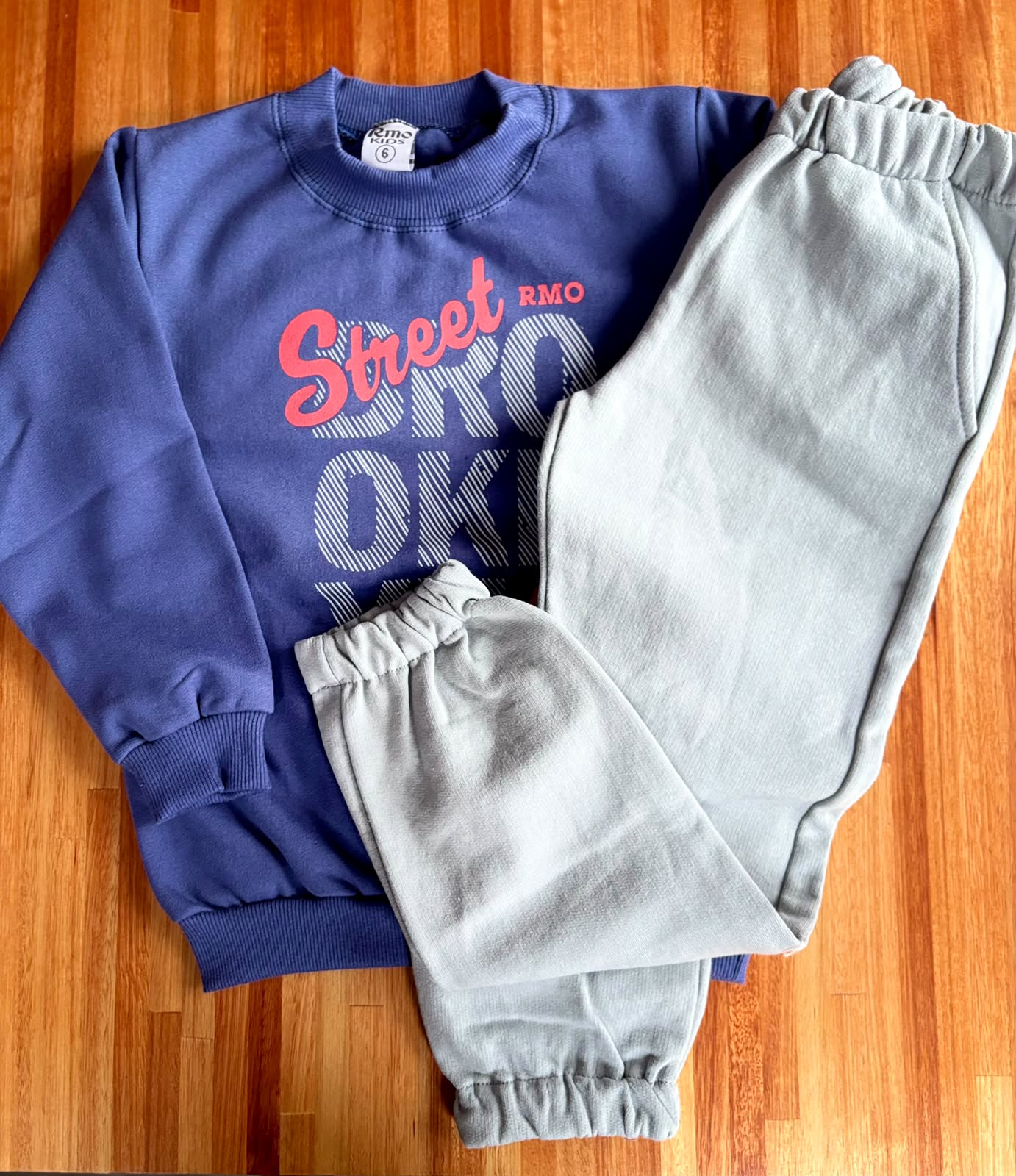 Jogging Frisados Niño y Niña - WhatsApp%20Image%202026-06-09%20at%206.33.11%20PM%20(1).jpeg