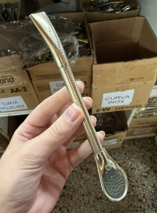 Bombillon de Alpaca Cincelado de  18cm