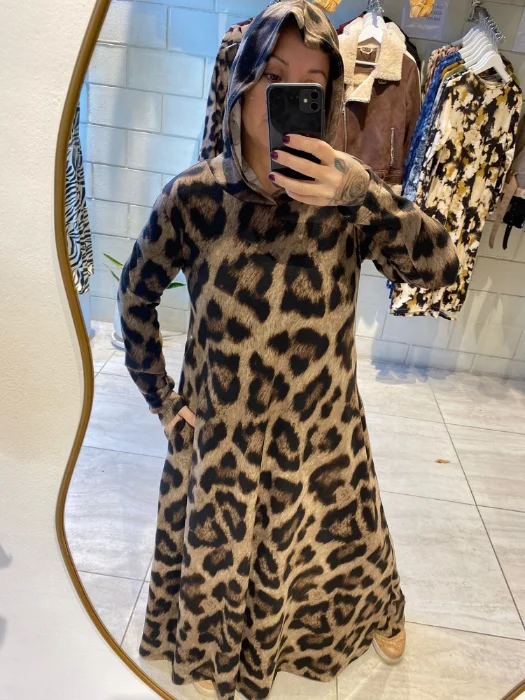 Vestido Capucha Estampado