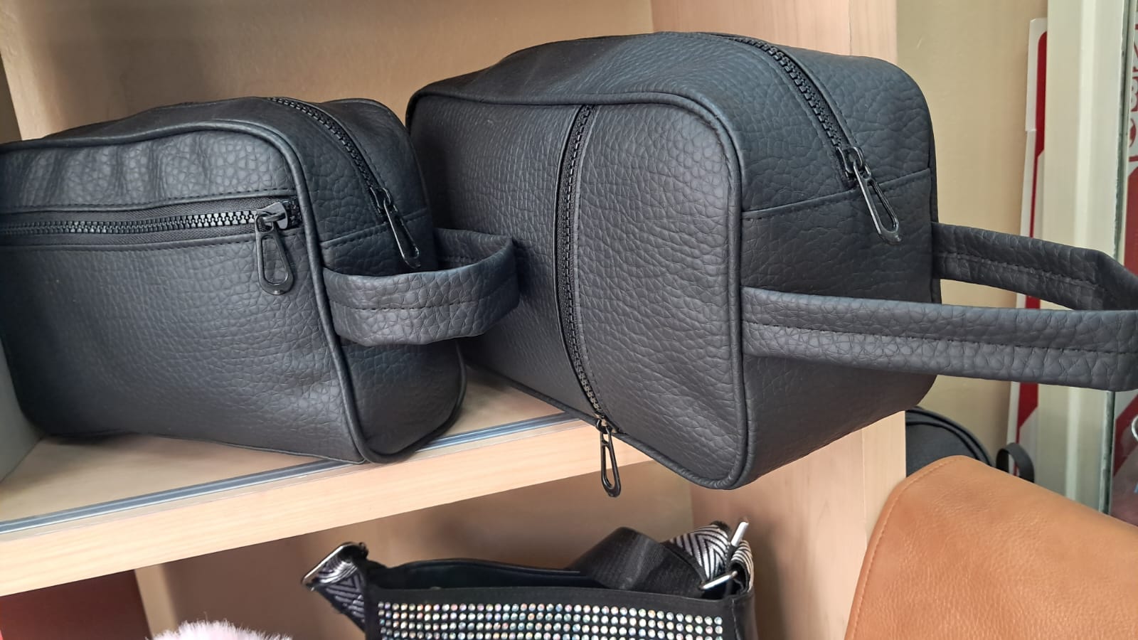 Morral/neceser/botinero - WhatsApp%20Image%202026-07-03%20at%2012.04.28%20(1).jpeg